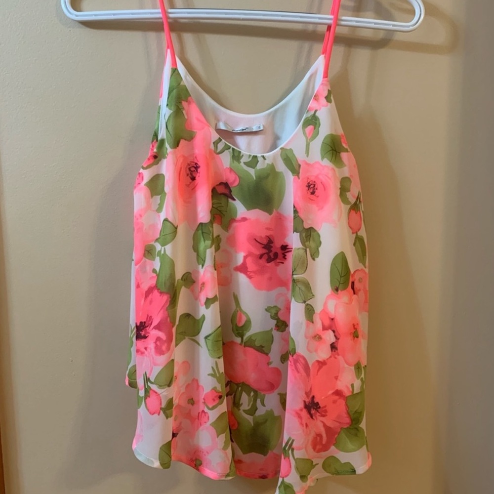 Papaya pink flower tank top size small